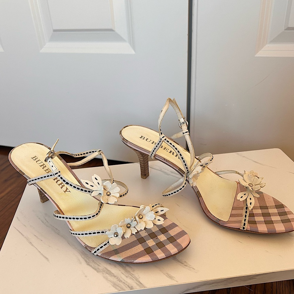 Burberry Nova Check Floral strappy sandals